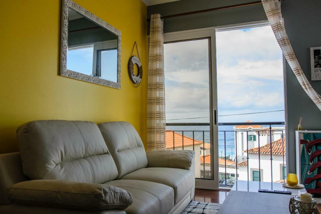 Oliveira'S Apartments - Madeira Island ポンタ・デルガダ エクステリア 写真